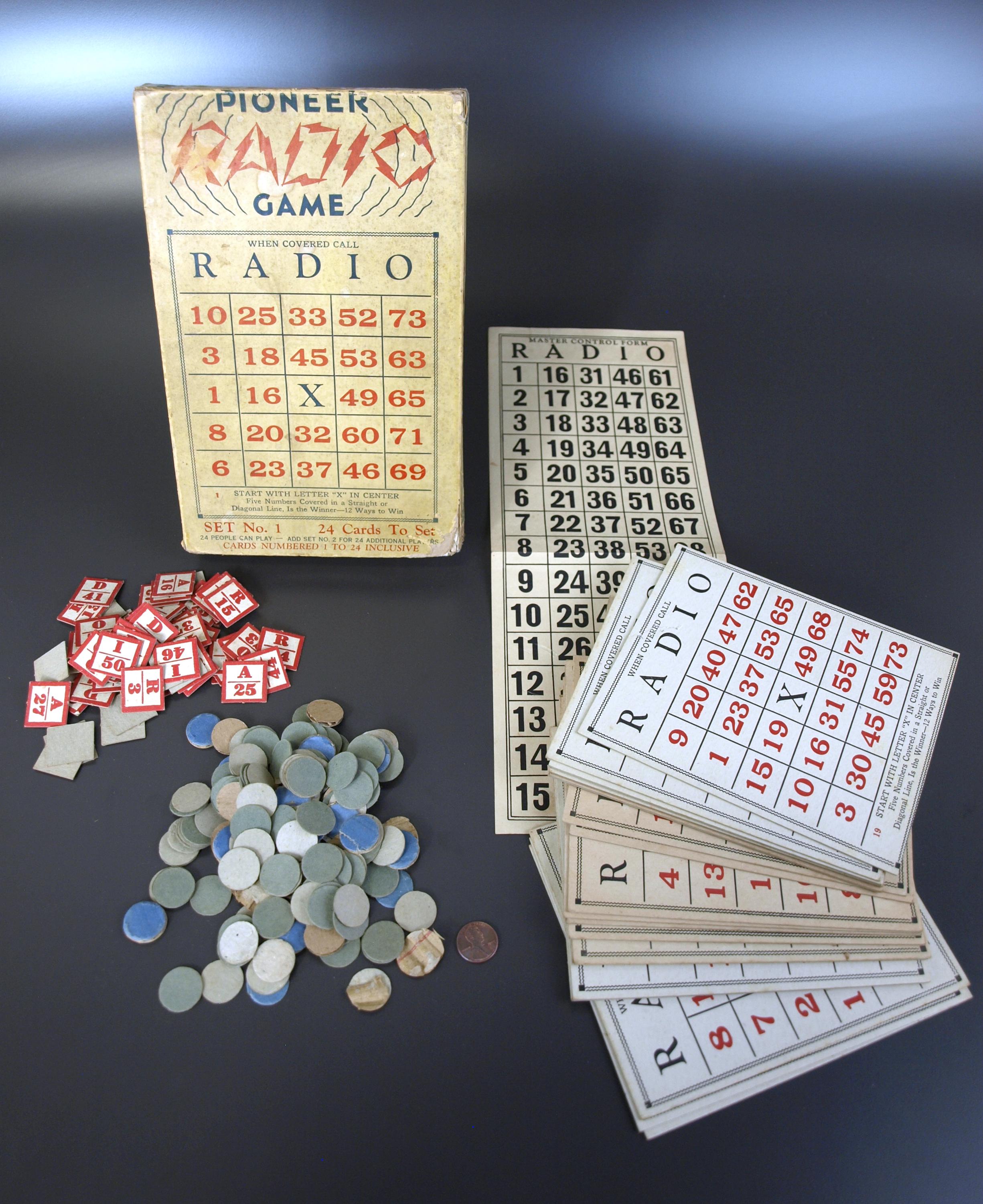 Antique Bingo Game - Etsy