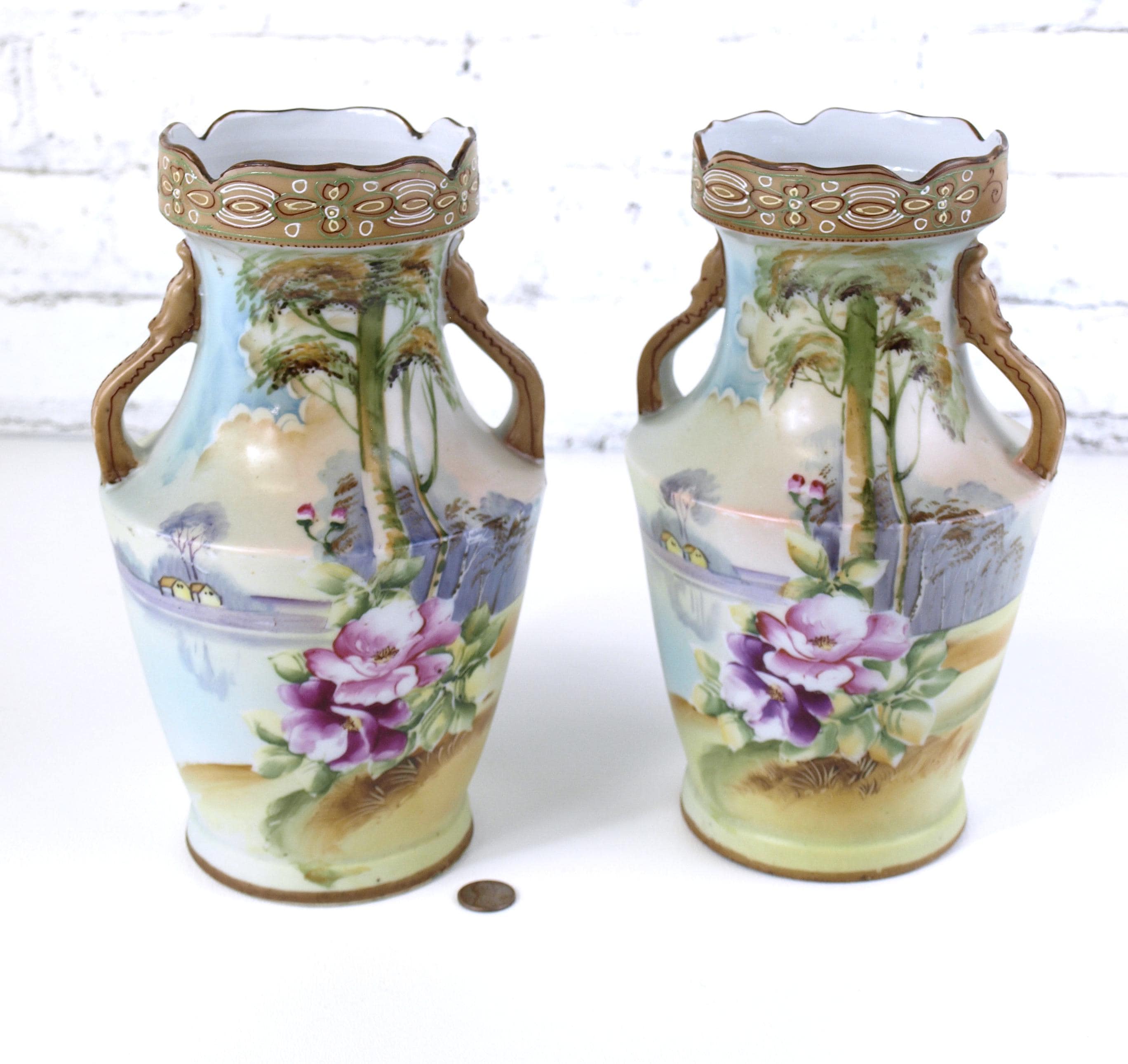 アンティーク 日本磁器 手描き ダブルハンドル花瓶 ペア 美しい花の