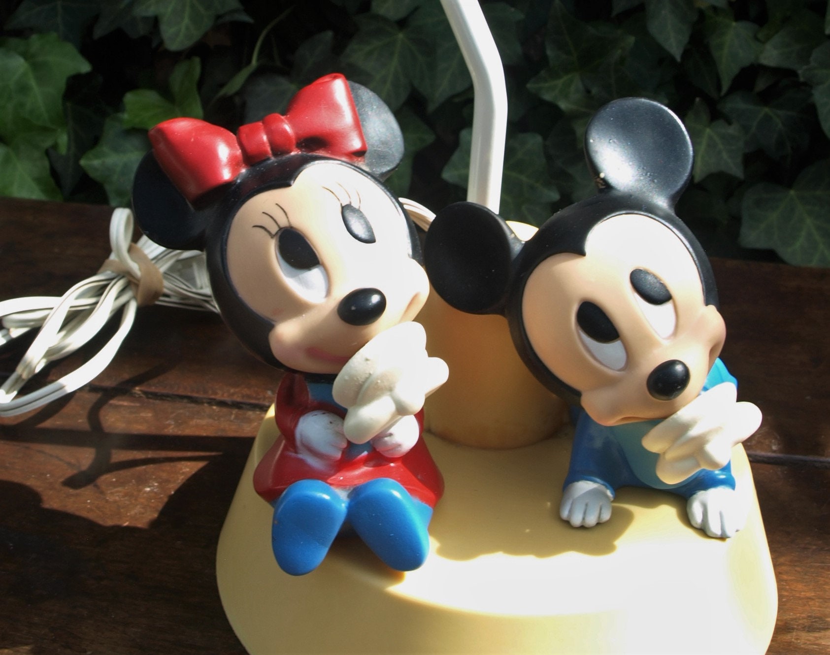 Walt Disney Inc. Baby Mickey and Minnie Mouse Lamp and Night