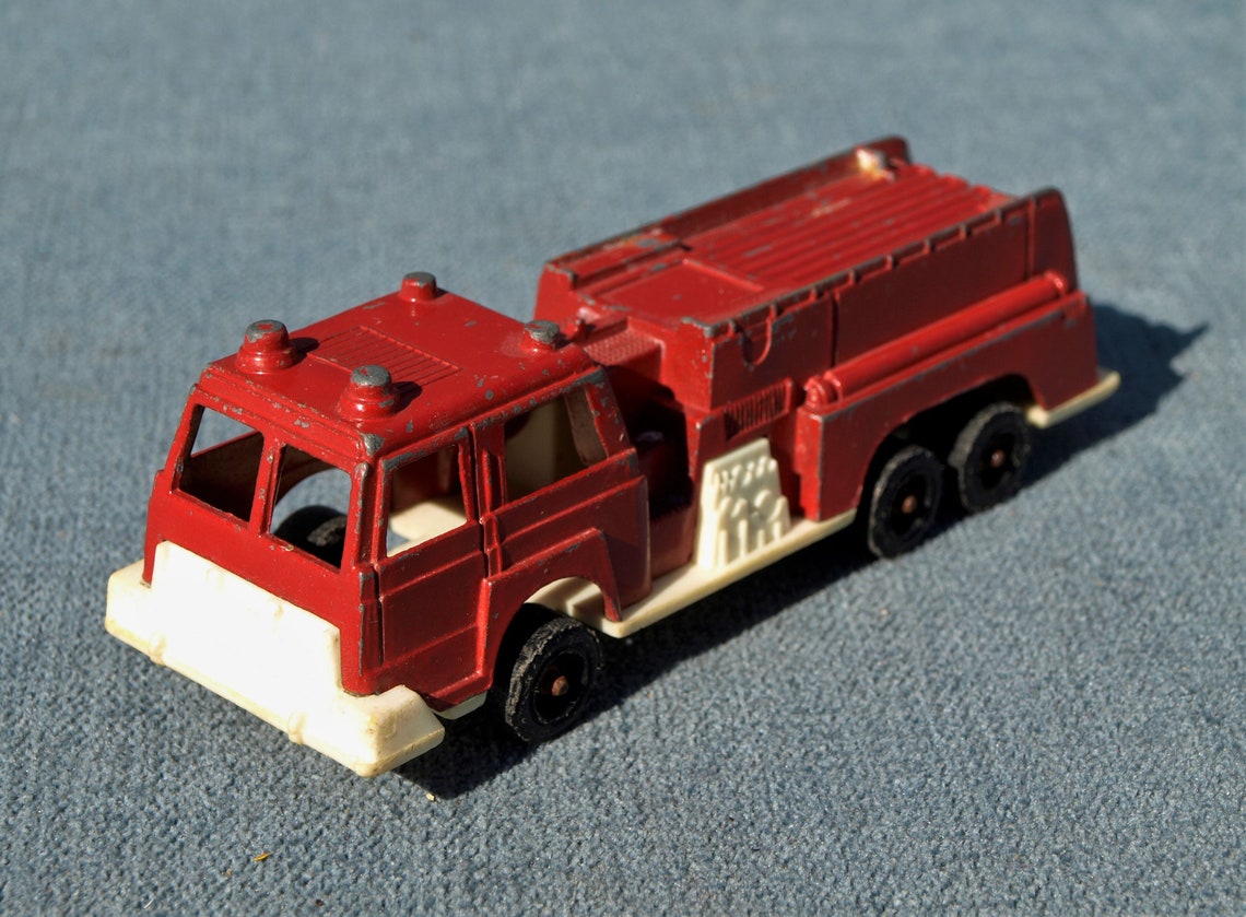 Vintage Tootsietoy / Tootsie Toy Fire Truck Die Cast Metal Toy Etsy