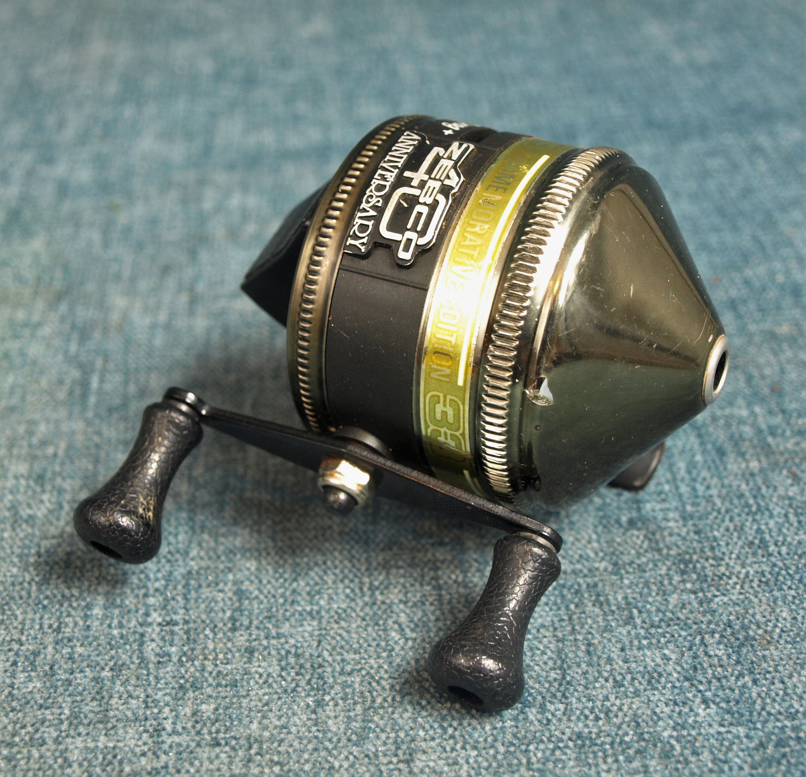 Zebco 33 Classic Fishing Reel