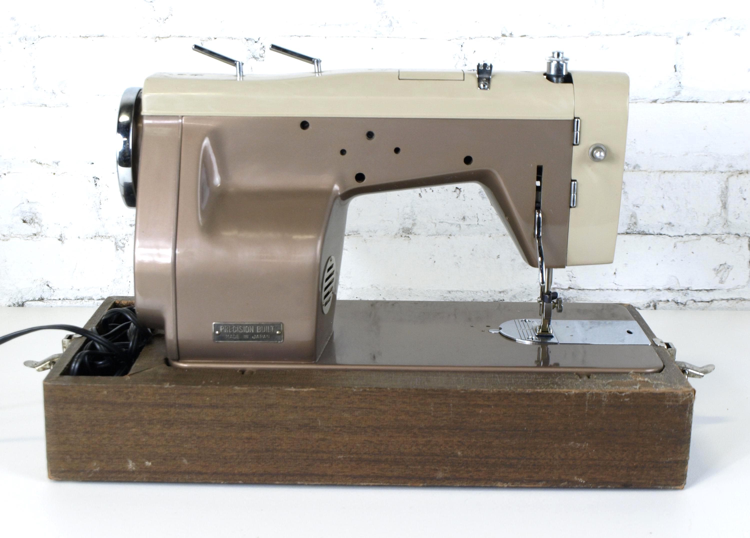 80'sセミビンテージ(70'かも？) メイヤー Vintage Kenmore Sewing Machine Model 148.274 Complete Tested