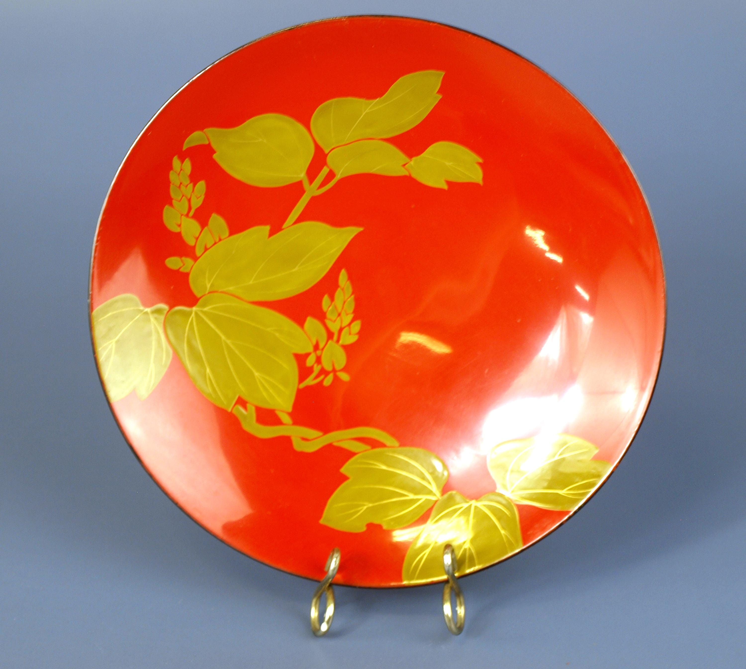 Antique Japanese Maki-e Lacquered 6.5