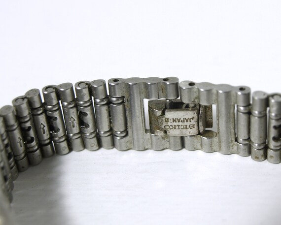 Vintage Ladies CITIZEN Quartz Wrist Watch w/ Meta… - image 3