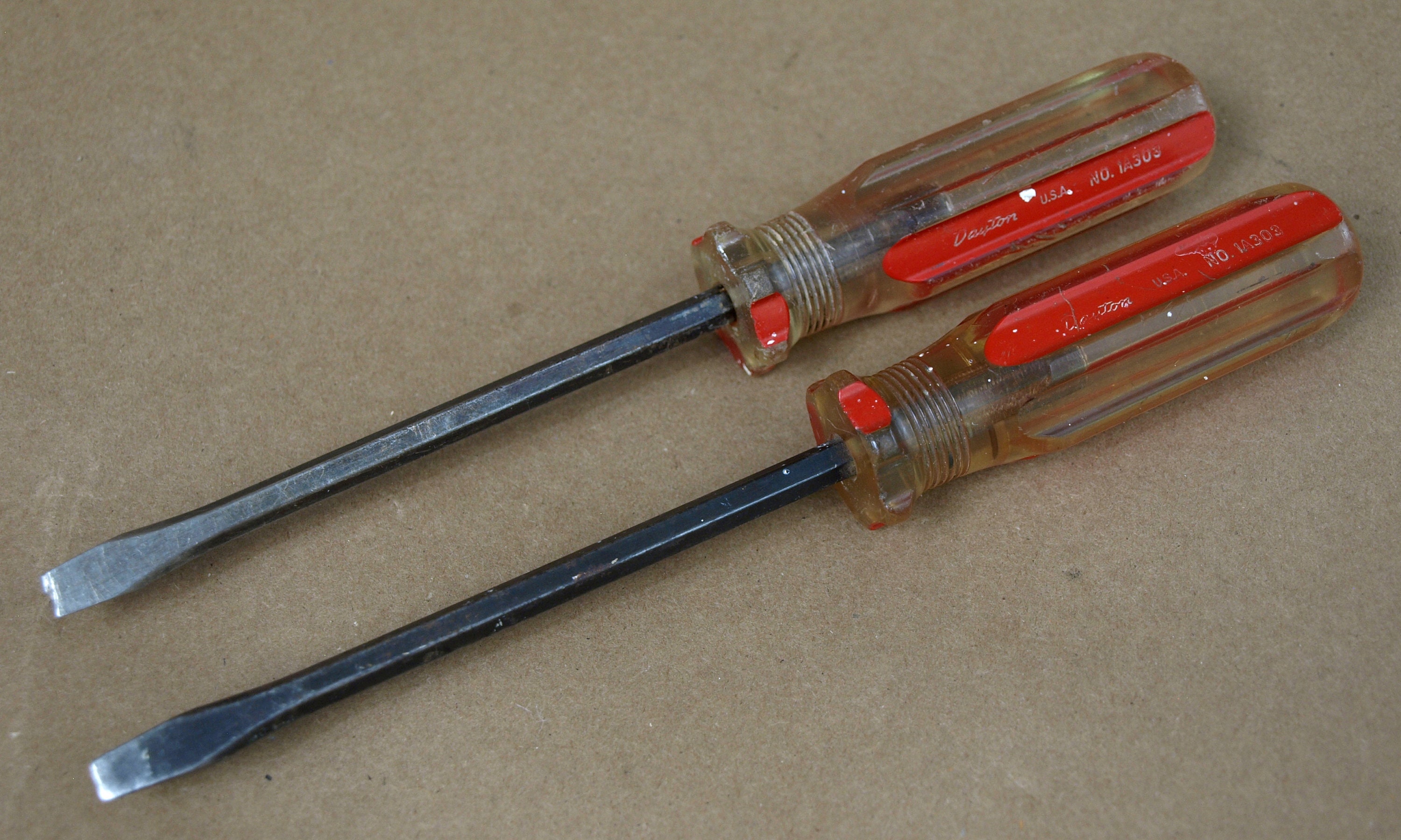 Vintage Pair of DAYTON Screwdrivers - Flathead Screwdrivers