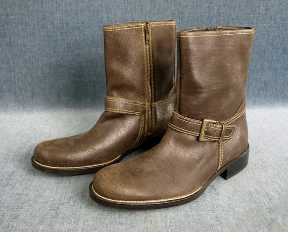 Vintage Cole Haan Distressed Medium Brown Leather Boots With