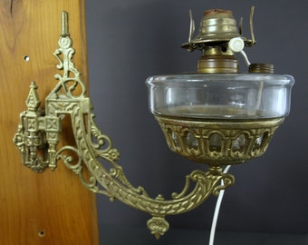 Antique Solid Brass Victorian Oil Lamp Wall Sconce Kerosene Light No. 4004 - Converted to Electric - Works