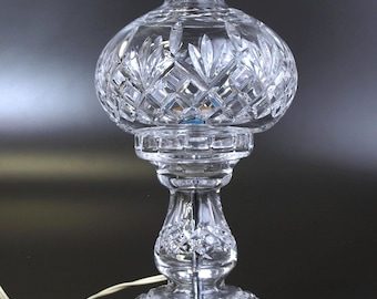 Lámpara de huracán eléctrica Crystal Fiona vintage de Waterford Crystal, circa 2006 / 30 cm de alto x aproximadamente 13 cm de diámetro / ¡Impresionante!