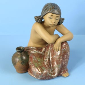 Lladro girl with jug - Etsy 日本