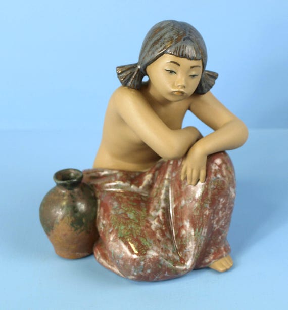 Vintage Lladro Desiree Native Girl W/ Water Jug - Ceramic Figurine