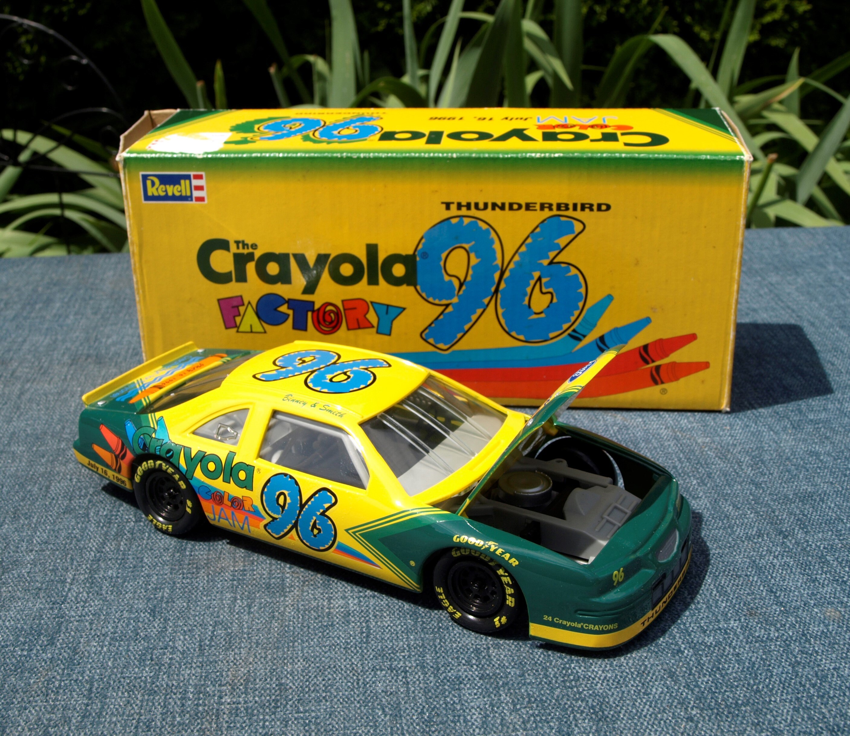 Crayola Crayon Color Jam Julio 16 1996 Thunderbird Revell Die Etsy