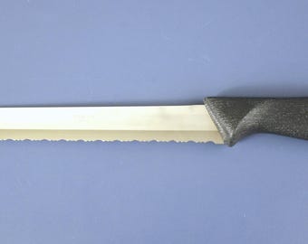 Coltello da intaglio per pane Quikut vintage da 13,25 pollici, prodotto negli Stati Uniti intorno agli anni '70.