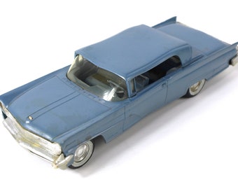 Vintage Fifties Inc 1950 Cadillac Sedan Die Cast Toy