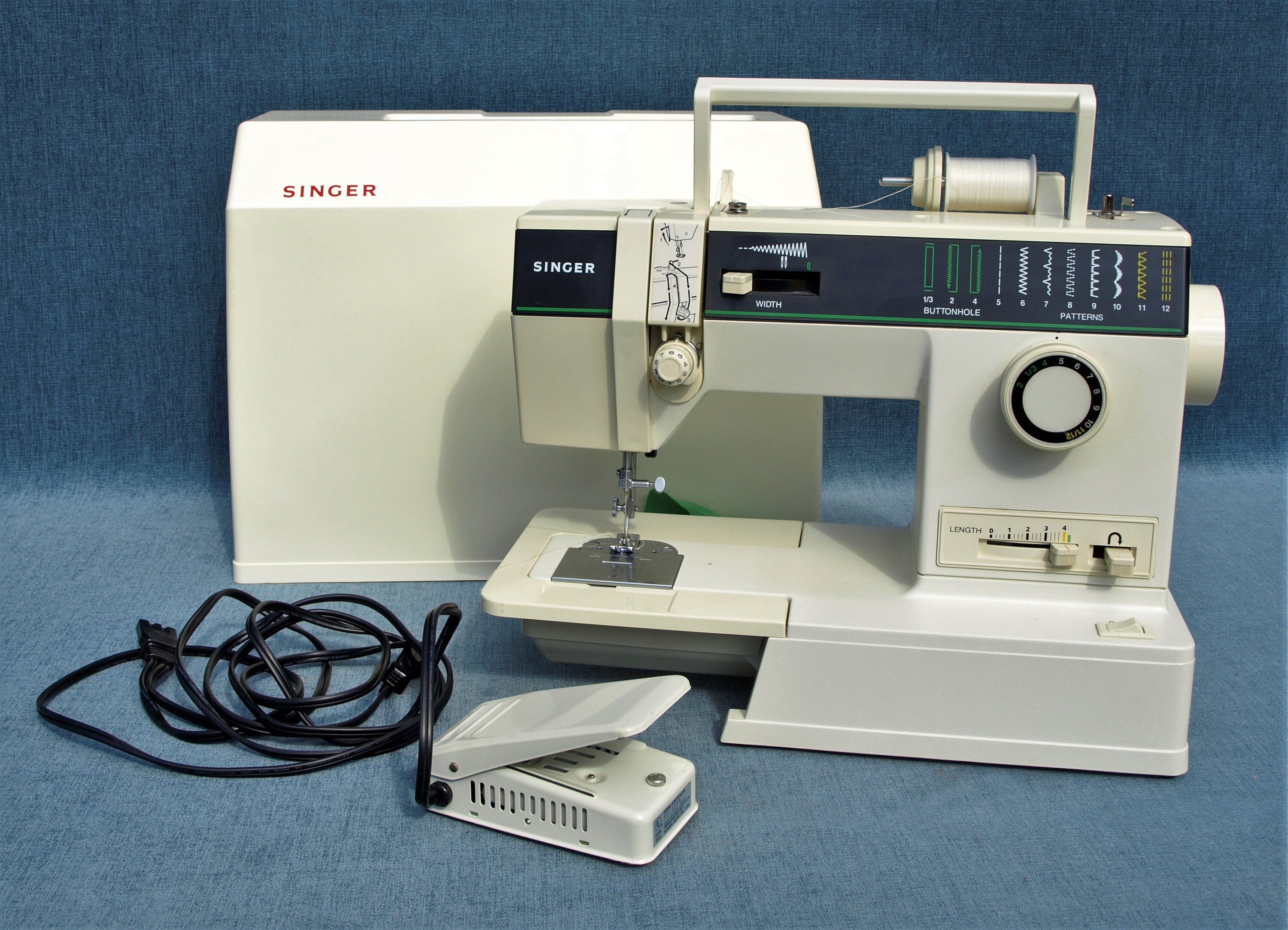 Vintage Singer Sewing Machine Model No. 7028 With Built in