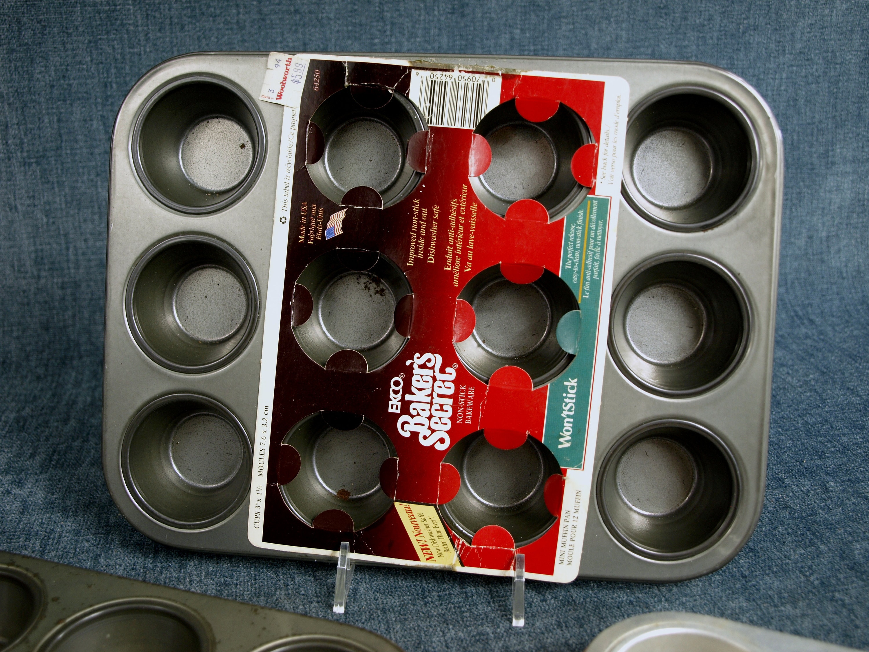 Mini Muffin Baker's Secret Cupcake Pan RESERVED Vintage EKCO