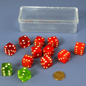 Vintage Set of 6 Pair of Bakelite Dice, Mixed Colors - circa 1950&#39;s - Good+ condition - Gaming Collectibles