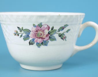 Vintage Homer Laughlin Teacup Trellis Shape Pattern QO10 Pink Floral Design