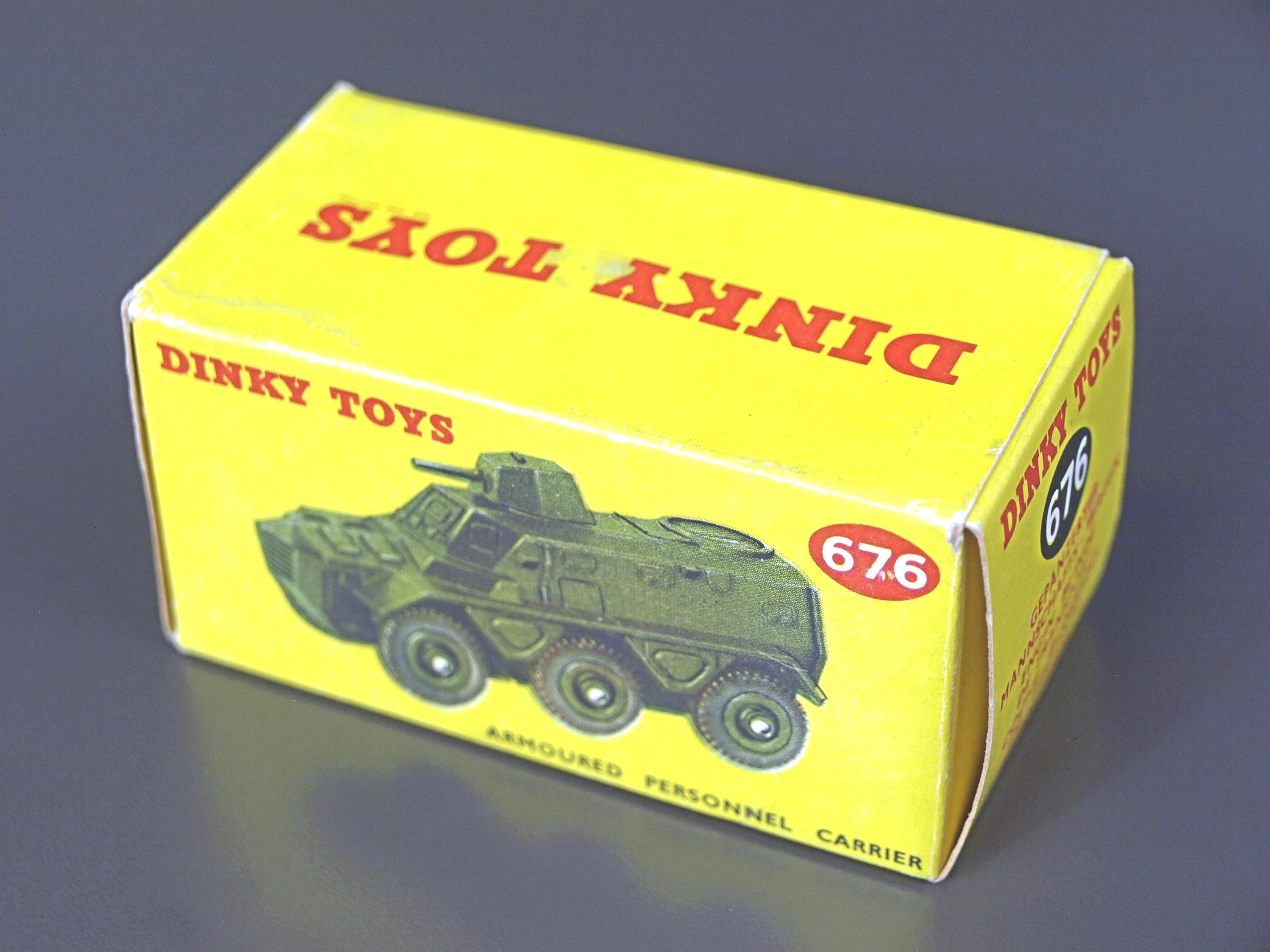 Dinky Toys 676 - Véhicule Blindé De Transport De Troupes (APC) - Angleterre - Zamak Vert