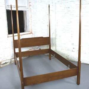 Vintage Mahogany Biggs Mid Century Modern / Retro Mod Full Size Canopy Bed Frame for Pickup or Local Delivery