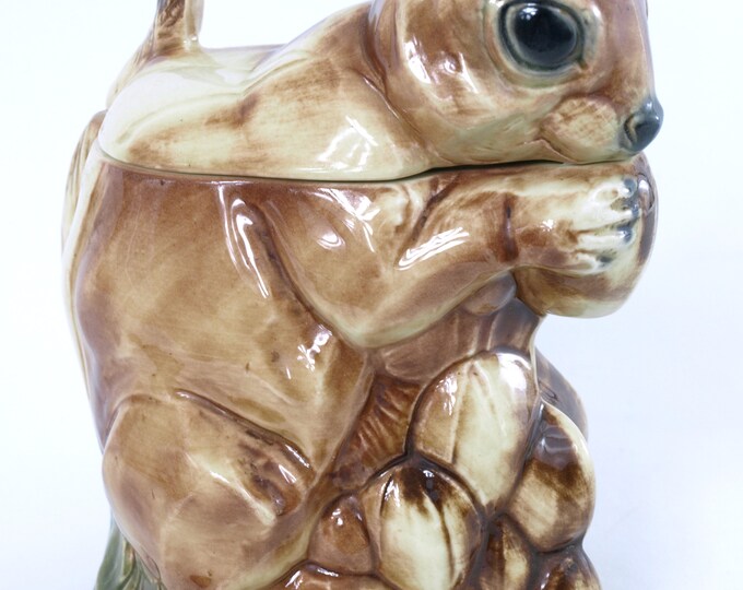 Vintage Mccoy Pottery Squirrel Cookie Jar, Circa 1950's 10 Tall, 6 Wide