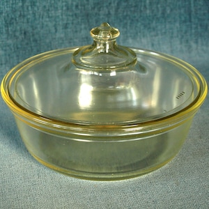 Vintage Pyrex No. 168 Lid Round Clear Glass Casserole Covered Baking Dish with Yellow Tint and Finial Handle
