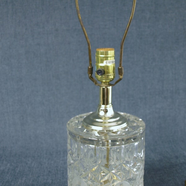 Vintage Clear Glass Barrel Shape Table Lamp with Floral Design and Brass Hardware - Works