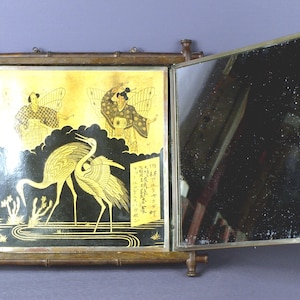 アンティーク 日本製 3パネル ドレッシングテーブルミラー 1900年頃 - 鶴と踊り子を描いた吊り下げ式三連鏡（木製フレーム） - 良好+