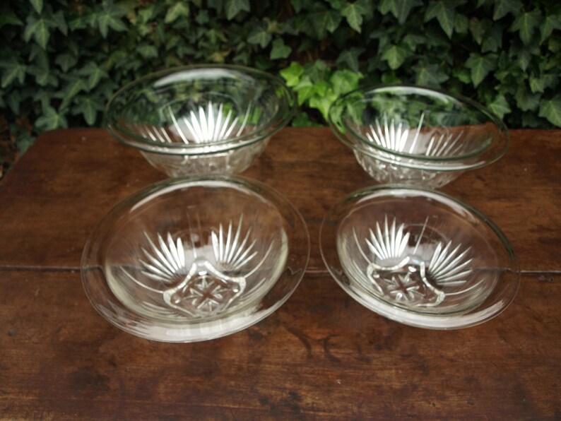 Vintage Hazel Atlas Clear Depression Glass Rolled Rim Nesting Mixing Bowls \u2013 Set of 4 \u2013 Like New Condition