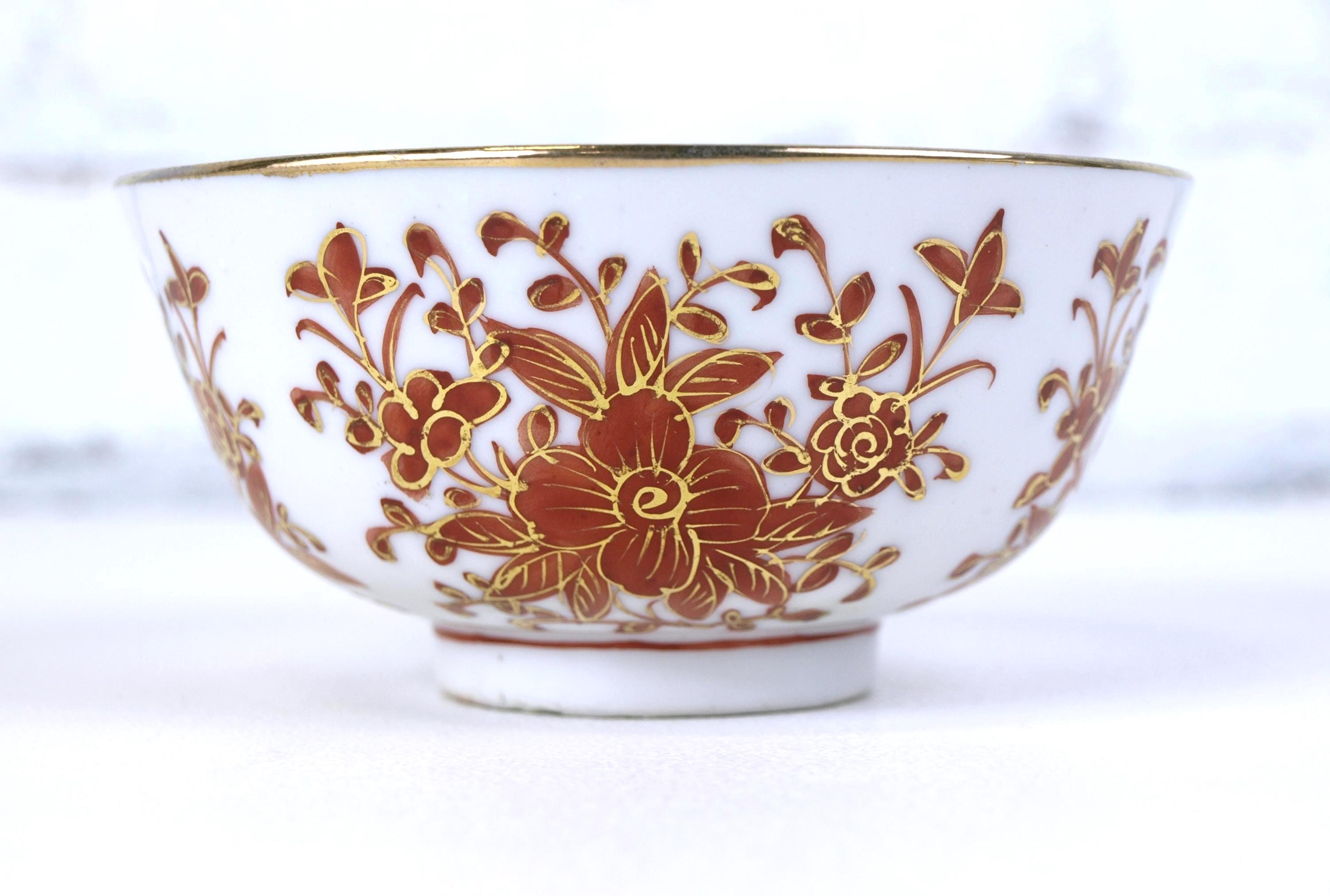 Hand painted in Thailand ハンドペイント 金彩 花文様皿 Hand painted in Thailand ハンドペイント 金彩 花文様皿