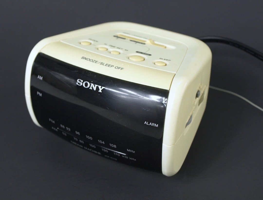 Vintage SONY Dream Machine Clock / Radio / Alarm Clock, Digital Readout Circa 1980
