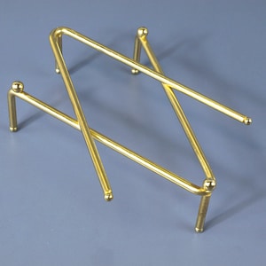 Vintage Brass Double V Shaped Stand / Holder Trivet - Bowl / Pot Display Stand with Contemporary Modern Design