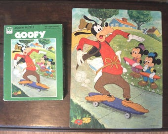 Vintage Walt Disney’s Goofy Jigsaw Puzzle by Whitman no. 4649 with 100 pieces – 14 x 18 inches – complete