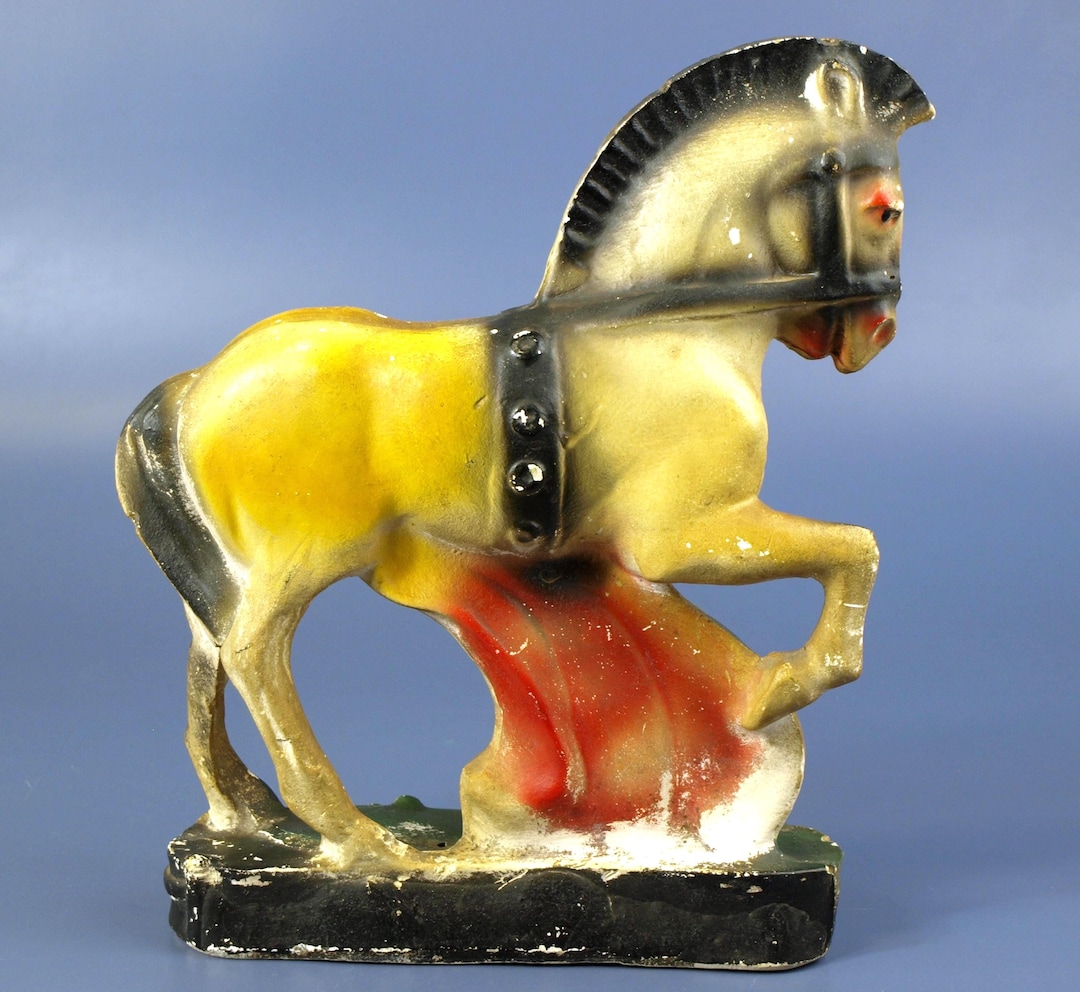 Vintage Chalkware Trojan Horse Statue Carnival Prize - 11