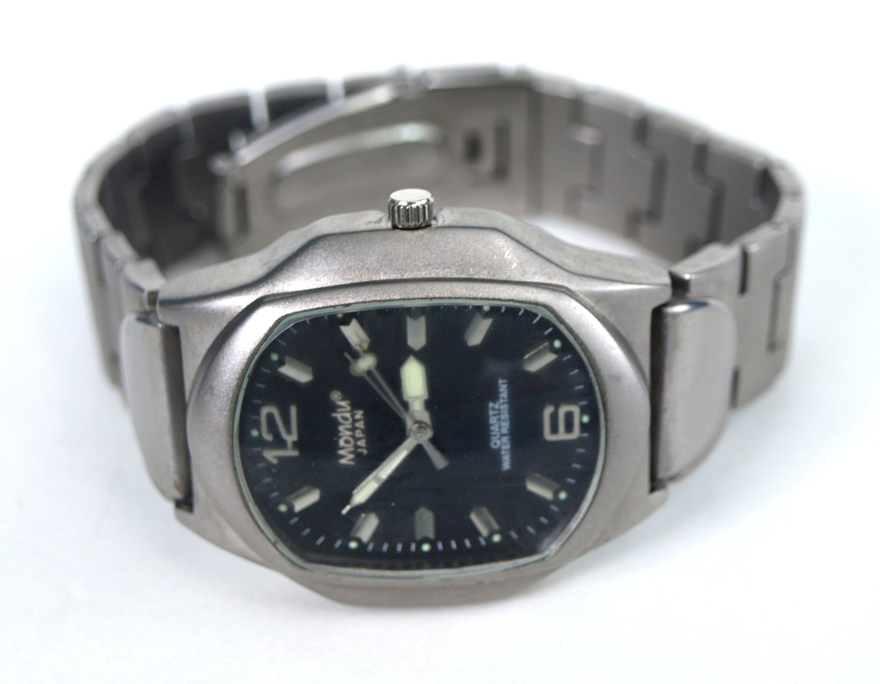 Mondu japan top quartz watch