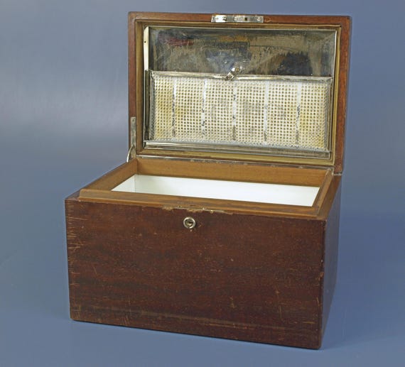 tobacco humidor antique Restored Vintage Cigar And Leaf out Tray with Divider * 1 Divider in the Lower Section * Lined with Premium Spanish Cedar * Large Humidifier and Glass Hygrometer * Free Torch Lighter Old World Antique Finish Small