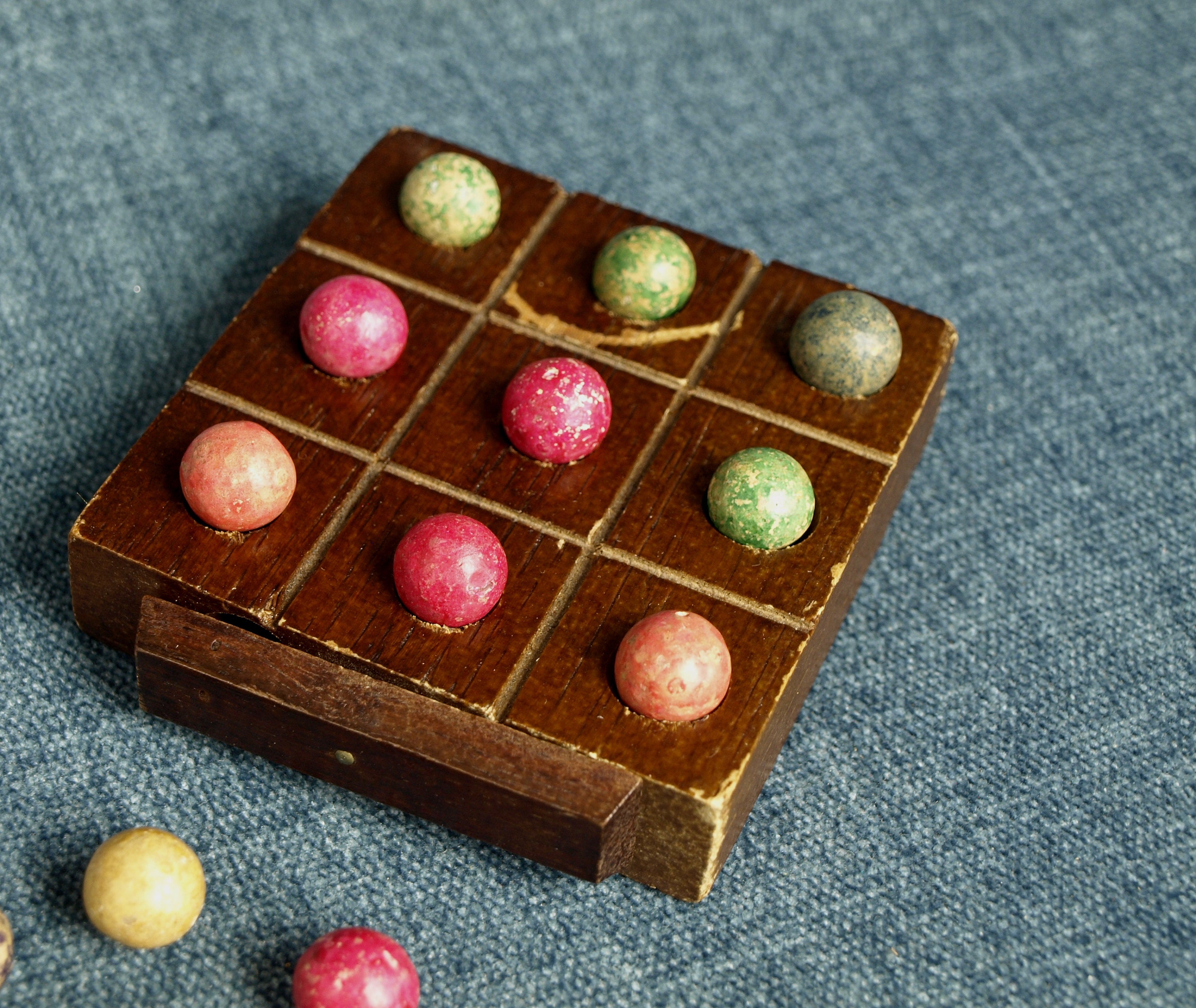 Vintage Twist Tac Toe Game Hardwood With Marbles Vintage 