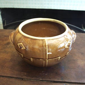 Early American Monmouth USA Pottery Stoneware Bean Pot or Planter Pot Made in USA with Brown Glaze and Aztec Design