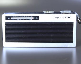 Vintage Radio Shack Realistic AM Transistor Handheld Portable Radio - Works