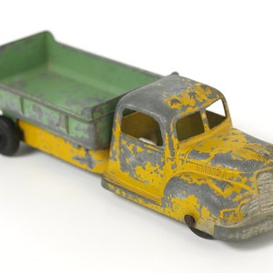Vintage TOOTSIETOY Cast Metal Truck - Tootsie Toy All Metal Yellow & Green Dump Truck - All Wheels Present and Functional