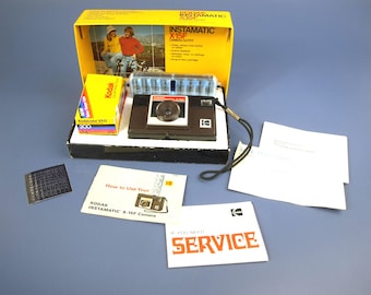 Conjunto de cámara Kodak Instamatic X-15F vintage - En su caja original con kit de flash - Fabricada en EE. UU. alrededor de la década de 1970