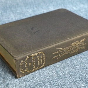 A Day of Battle Novel by Vincent Sheean 1938 Hardcover - Literary Guild of America Publishers
