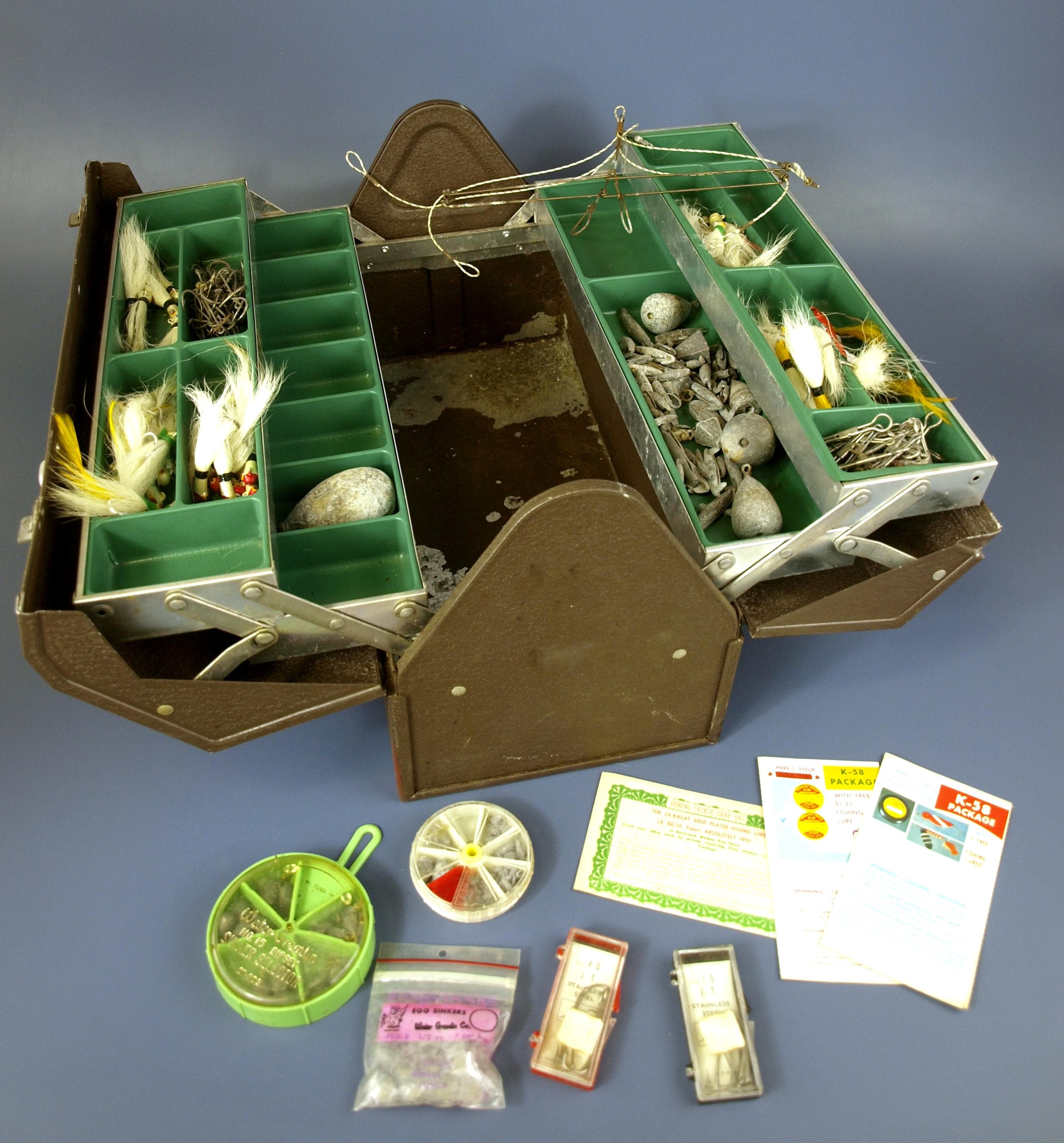 Vintage Kennedy Kits 1117-AL Cantilever Tool / Tackle Box Filled W
