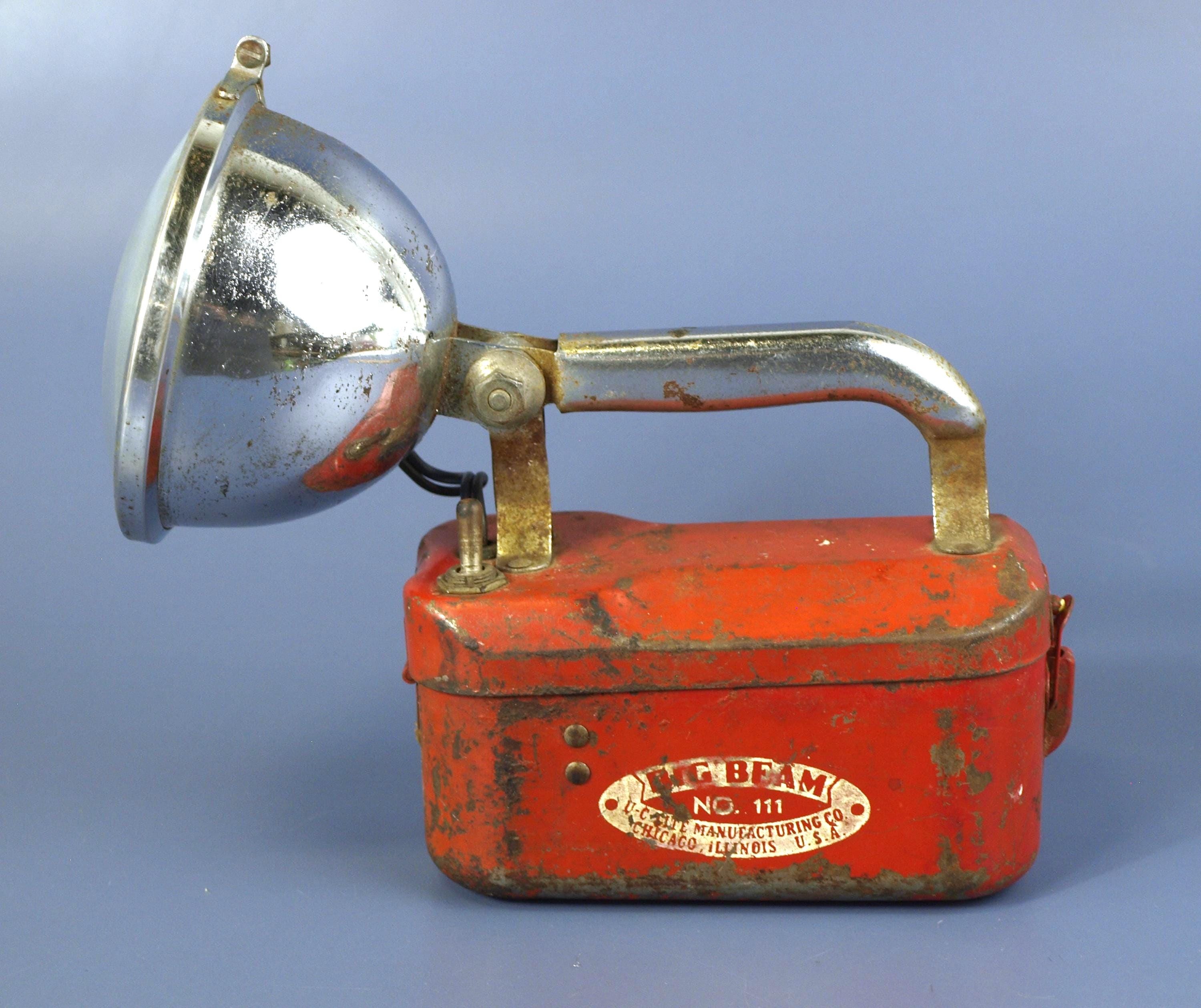 USA1950sヴィンテージBigBeamライト Vintage Big Beam #111 Flashlight Lantern C. 1950s by U-c-lite Mfg