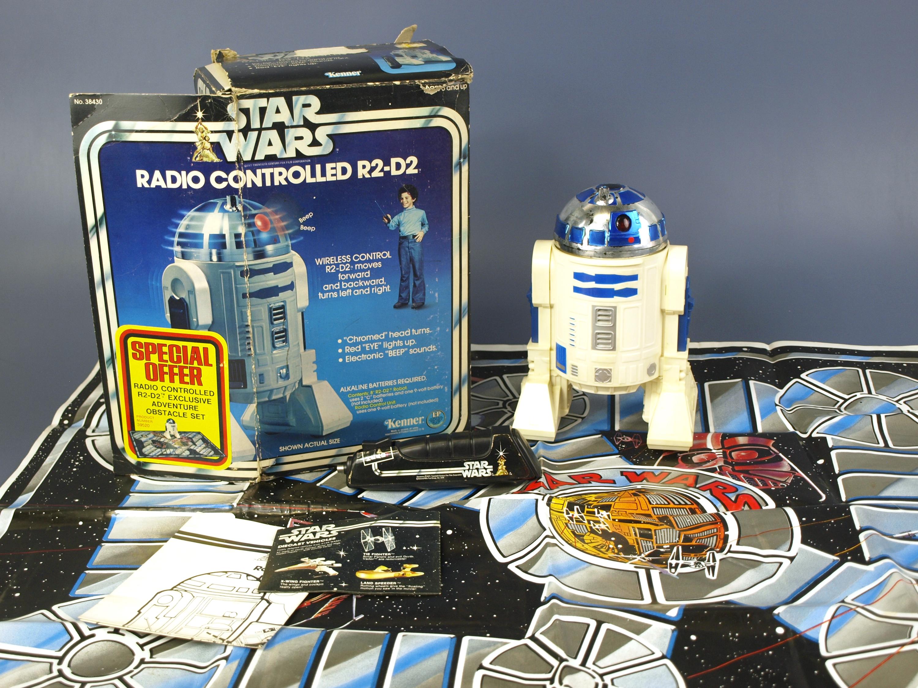 Vintage 1978 Kenner Star Wars Radio Controlled R2-D2 W Box & Rare