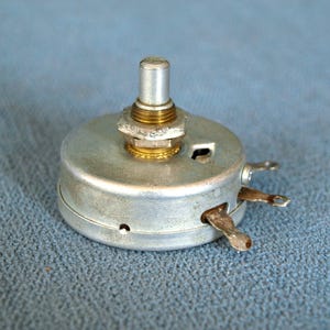 Vintage Mallory M75P Potentiometer