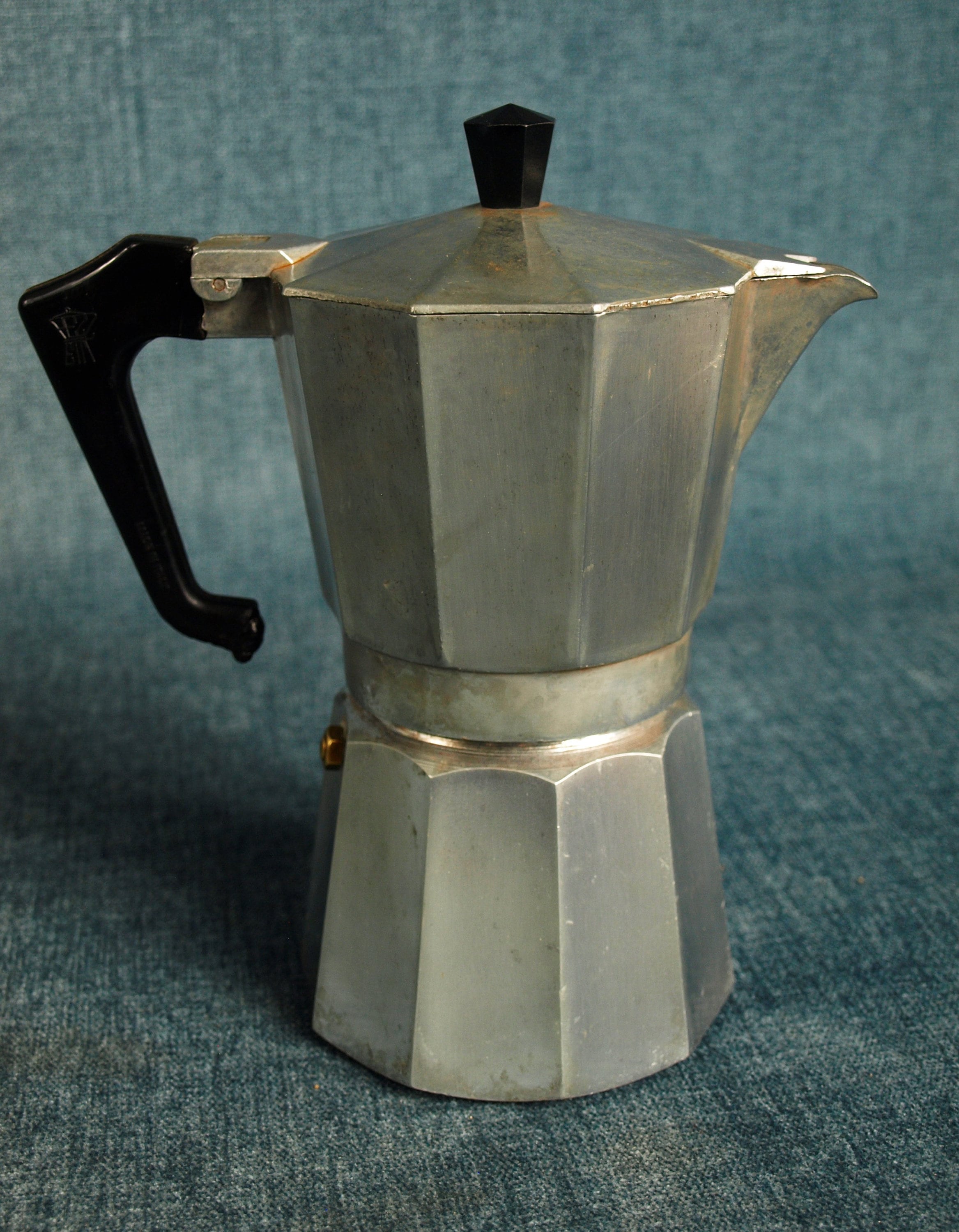 FANCY 150ml European Classic Aluminum Coffee Pot Espresso Coffee Maker  Percolator Stove Top Pot for home office 