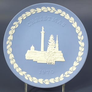 Vintage Wedgwood Jasperware Christmas 1970 Plate – Blue and White - Made in England