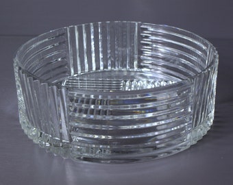 ヴァルサンランベール　ピラミッド VAL SAINT LAMBERT のサイン入りガラスピラミッド、Val St