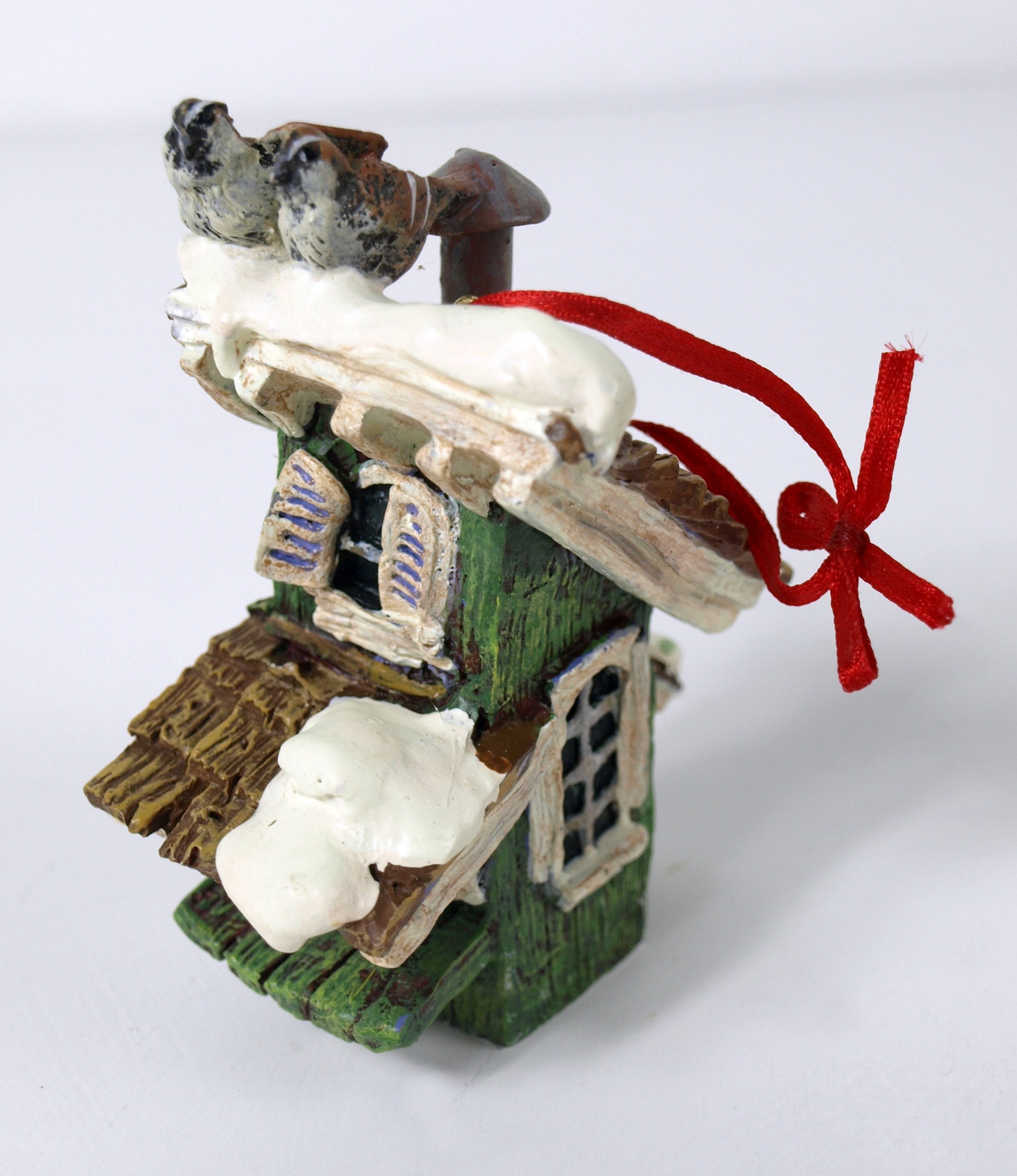 Sparrowsville "Love Nest" Christmas Tree Ornament Decoration - 1996 Ertl Co - Birdhouse Figurine w/ Sparrow Birds by Lowell Davis - 4" tall