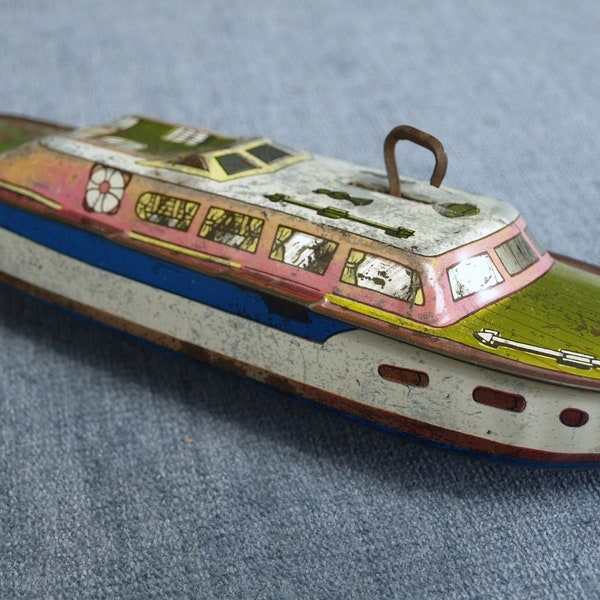 Vintage J. Chein Mark I Tin Litho Wind Up Toy Luxury Yacht Sport Boat - Not Working